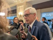 Эверс призывает Минэнерго не сокращать инвестиции в энергетику Висконсина на $1,5 млрд